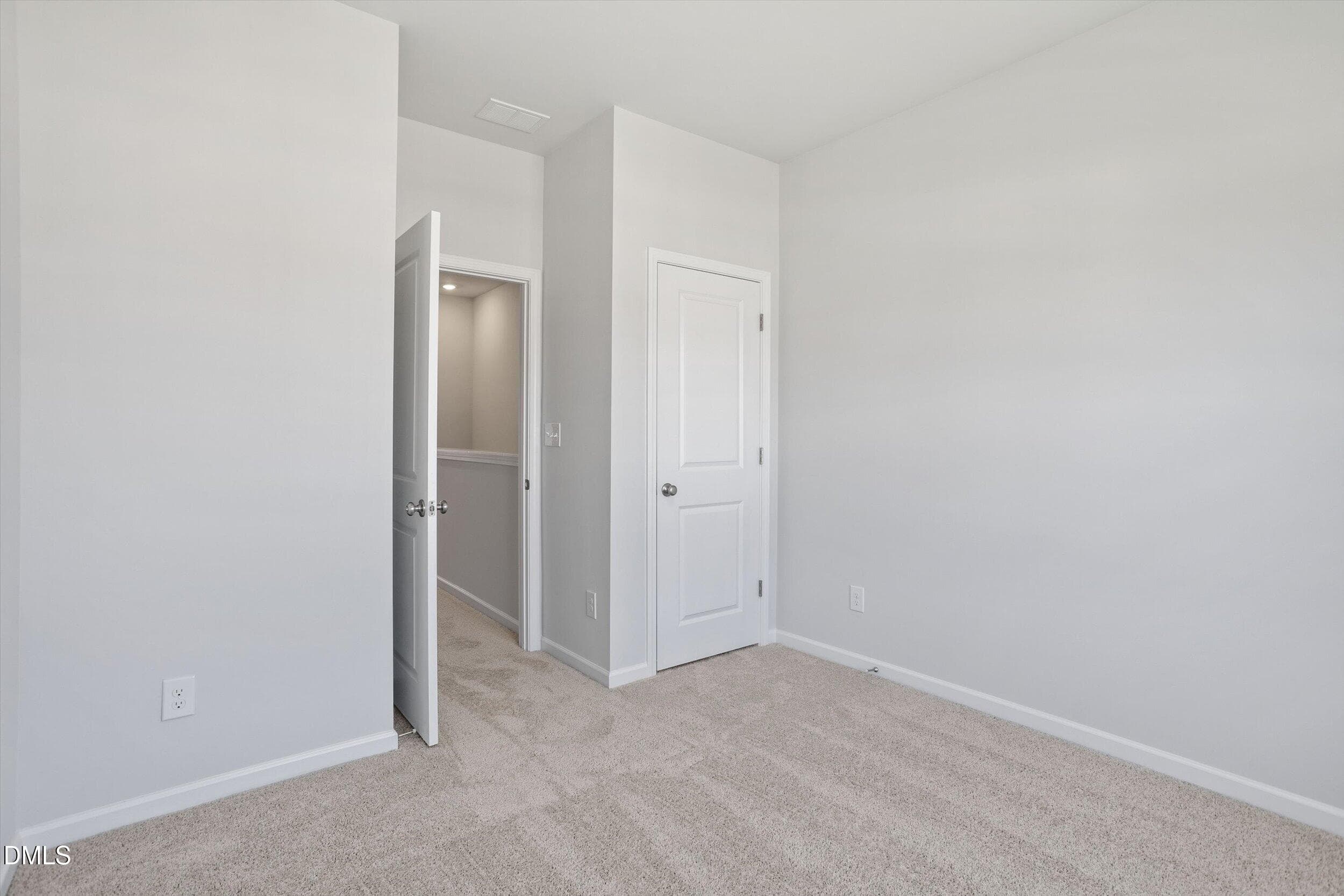 FMWeb27 - 111 Wood Aster Way 301, Garner, NC 27529