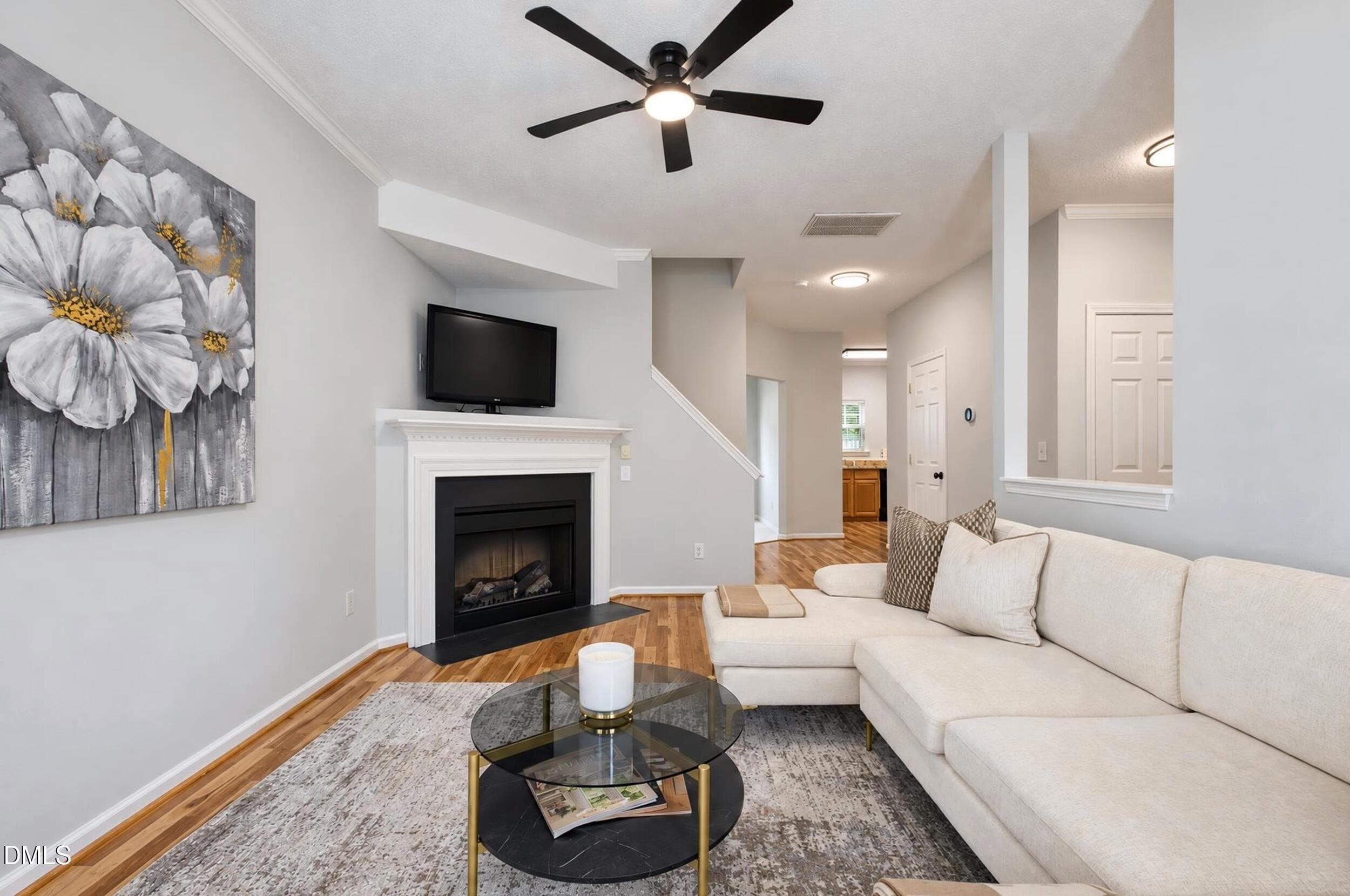 Living room - 10804 Pendragon Place, Raleigh, NC 27614