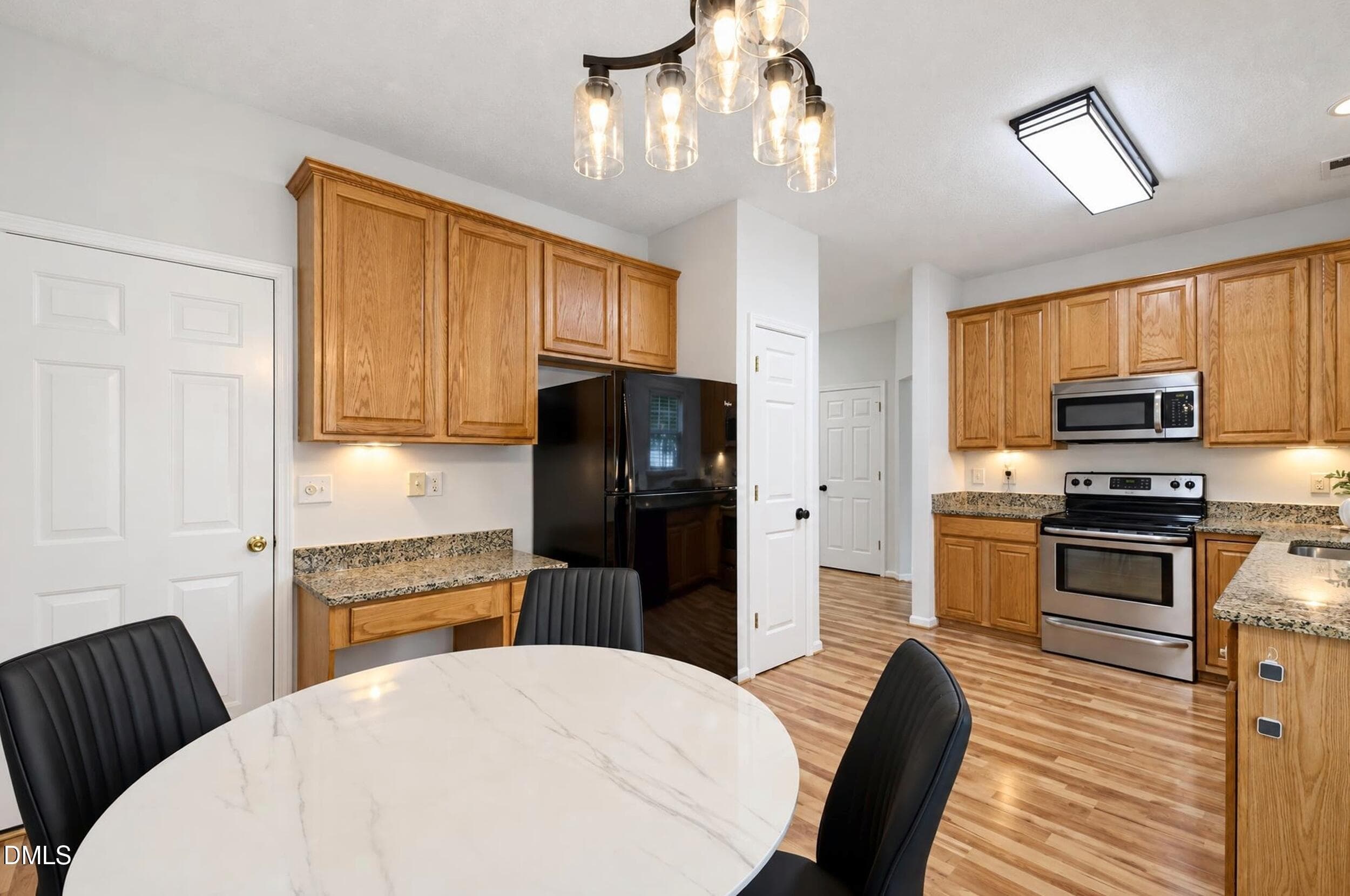 Kitchen - 10804 Pendragon Place, Raleigh, NC 27614