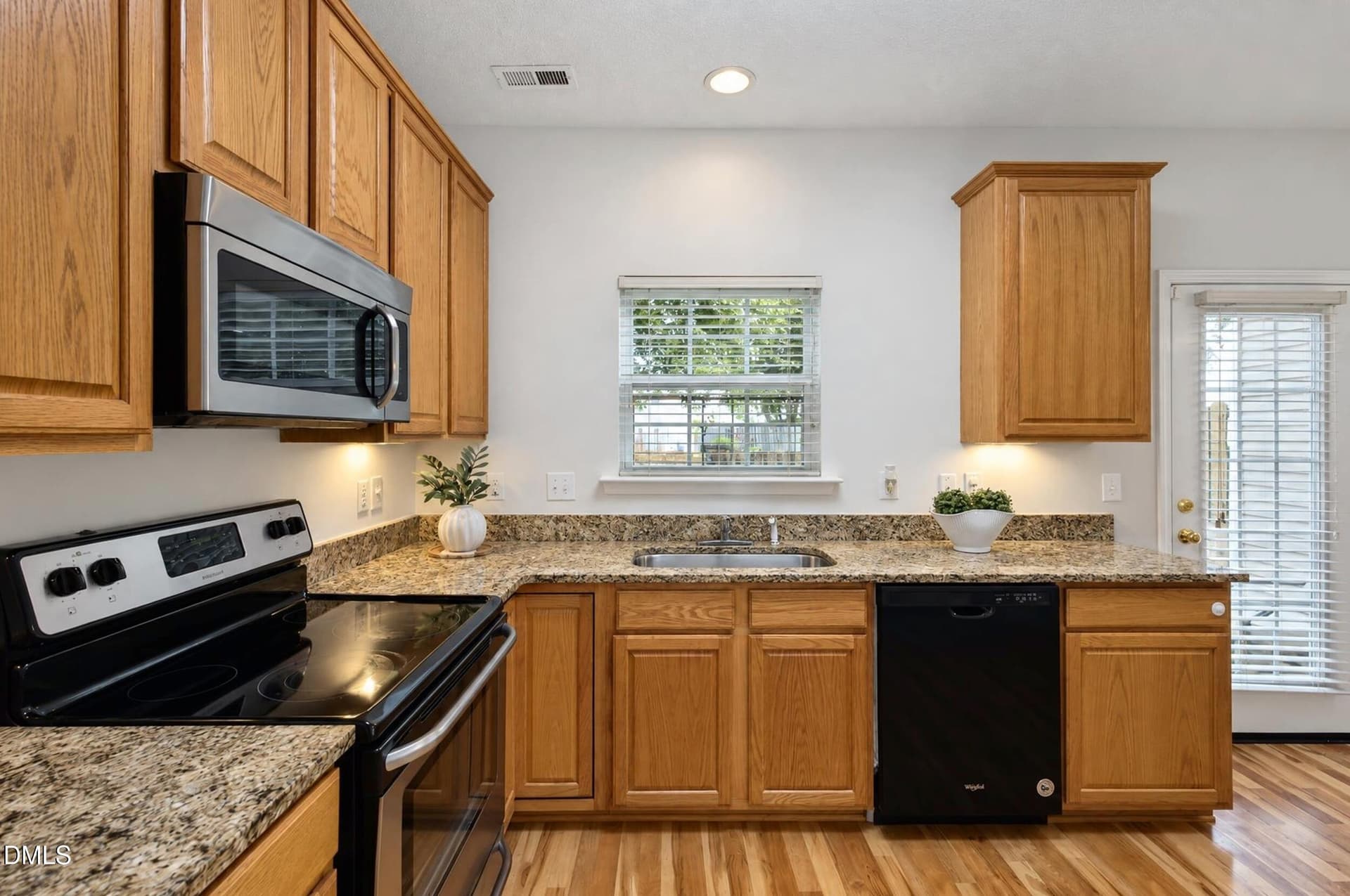 Kitchen - 10804 Pendragon Place, Raleigh, NC 27614