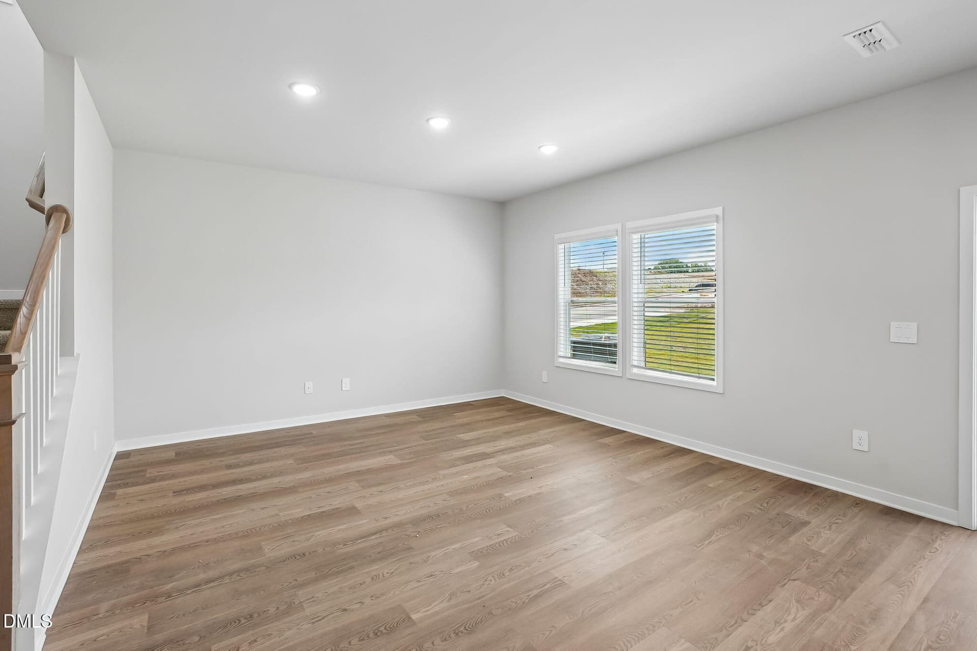 7 - Living - 5918 Fallowfield Lane, Raleigh, NC 27616