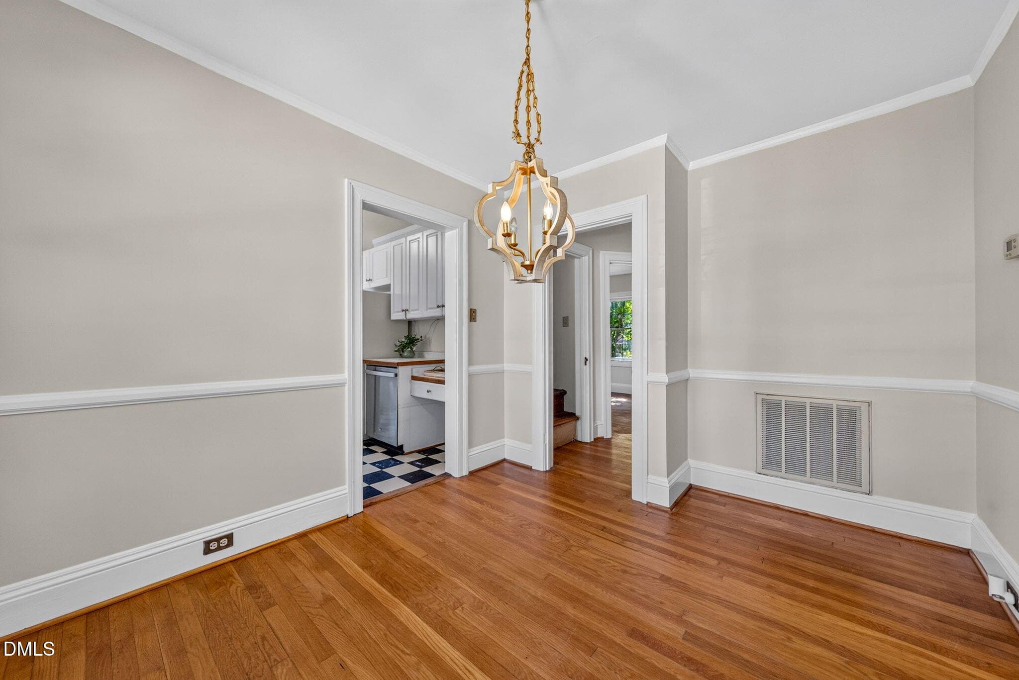 16-web-or-mls-1829 Arlington Street - 16 - 1829 Arlington Street, Raleigh, NC 27608