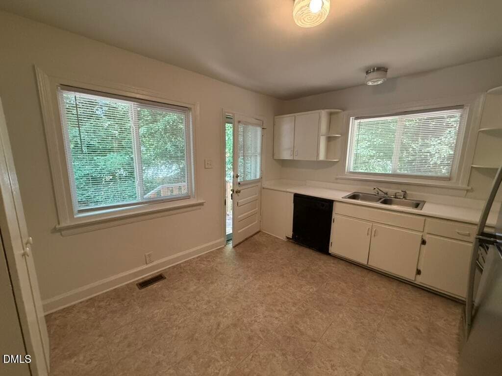 1F68697D-C0C5-4FA8-B2B2-BD8C5960CD8E_1_1 - 3021-3035 Medlin Drive, Raleigh, NC 27607