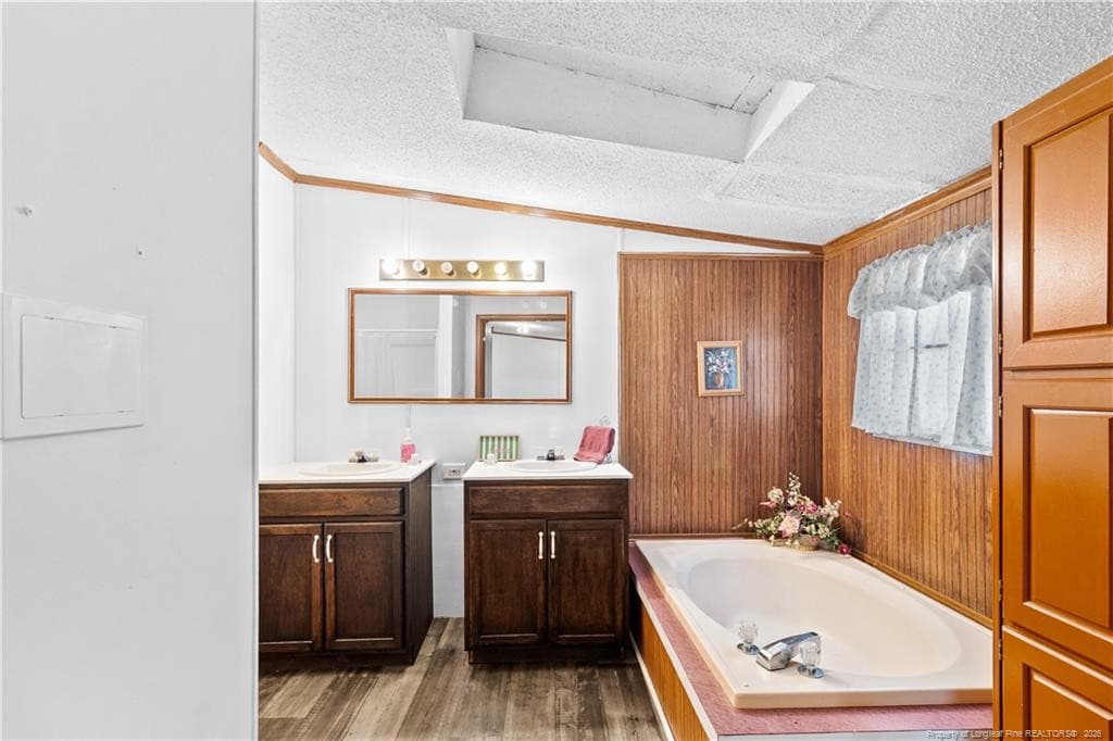owner's suite bathroom - 179 Grier Drive, Raeford, NC 28376, Raeford