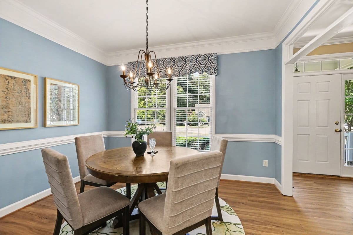 011_file_3059.jpg - 26 Ballard Court, Durham, NC 27712