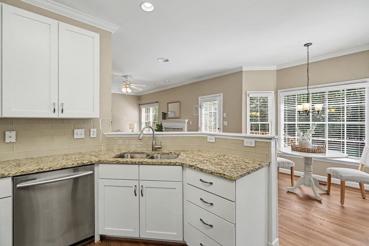 019_file_9120.jpg - 26 Ballard Court, Durham, NC 27712