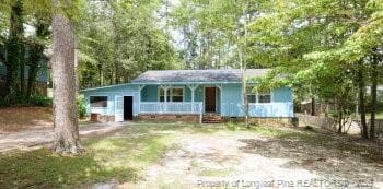 Photo 2 - 711 Niven Avenue, Raeford, NC 28376