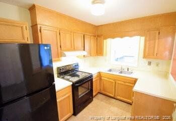 Photo 9 - 711 Niven Avenue, Raeford, NC 28376