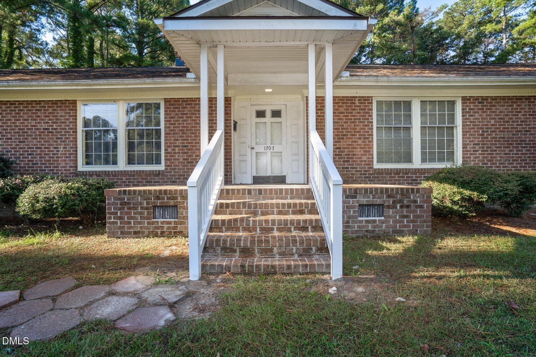 004-1707RoxburyDriveNorth-Wilson-NC-2789 - 1707 Roxbury Drive N, Wilson, NC 27893