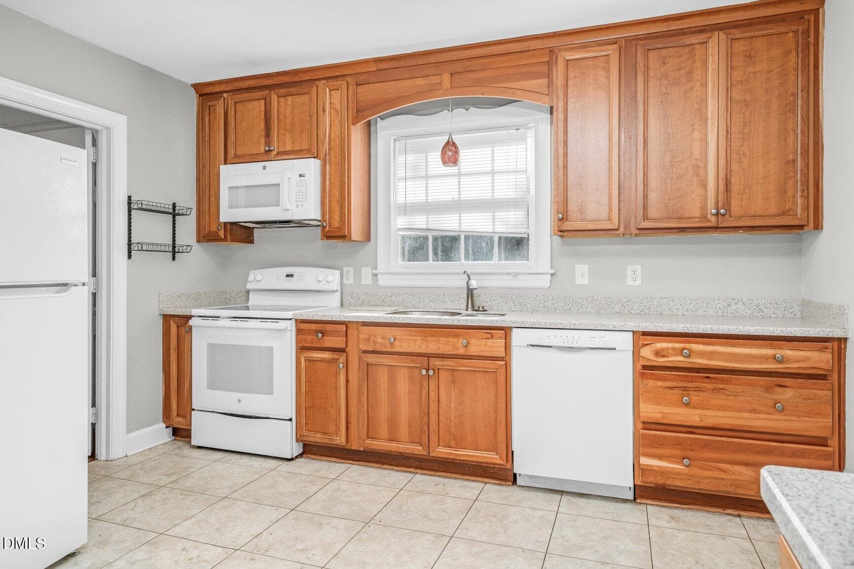 014-1707RoxburyDriveNorth-Wilson-NC-2789 - 1707 Roxbury Drive N, Wilson, NC 27893