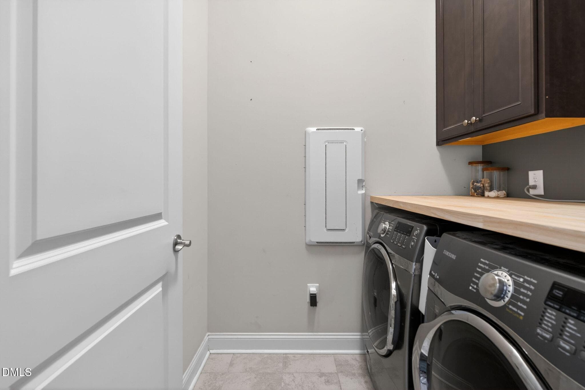 Laundry - 428 Old Dairy Drive, Wake Forest, NC 27587, Wake Forest