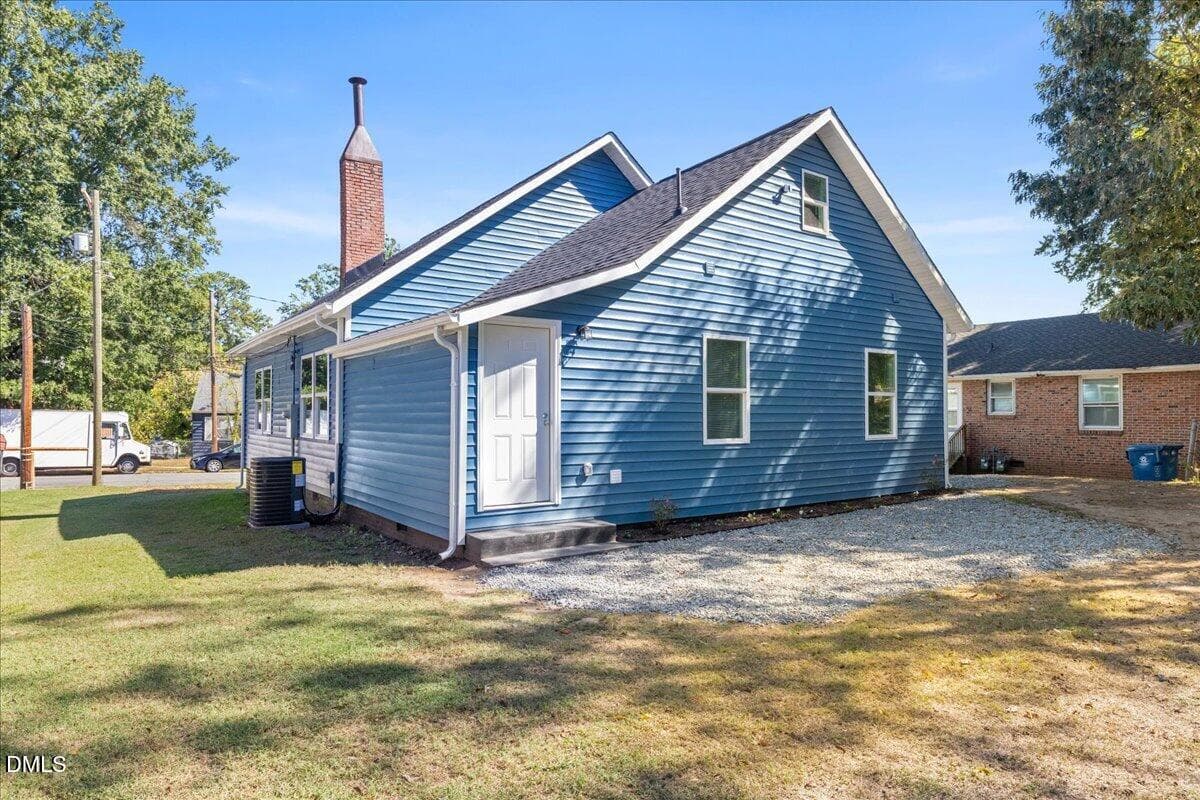 Back of Structure - 911 Alma Street, Durham, NC 27703