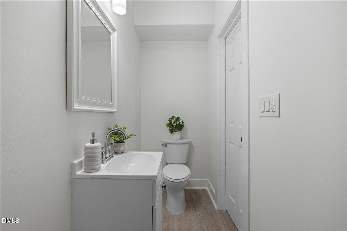 Bathroom - 911 Alma Street, Durham, NC 27703
