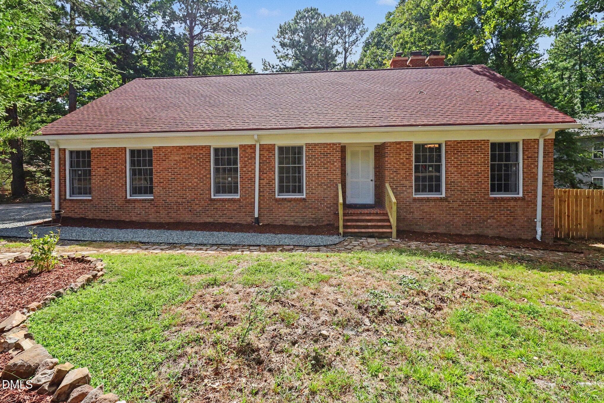 503 N Estes Drive, Chapel Hill, NC 27514