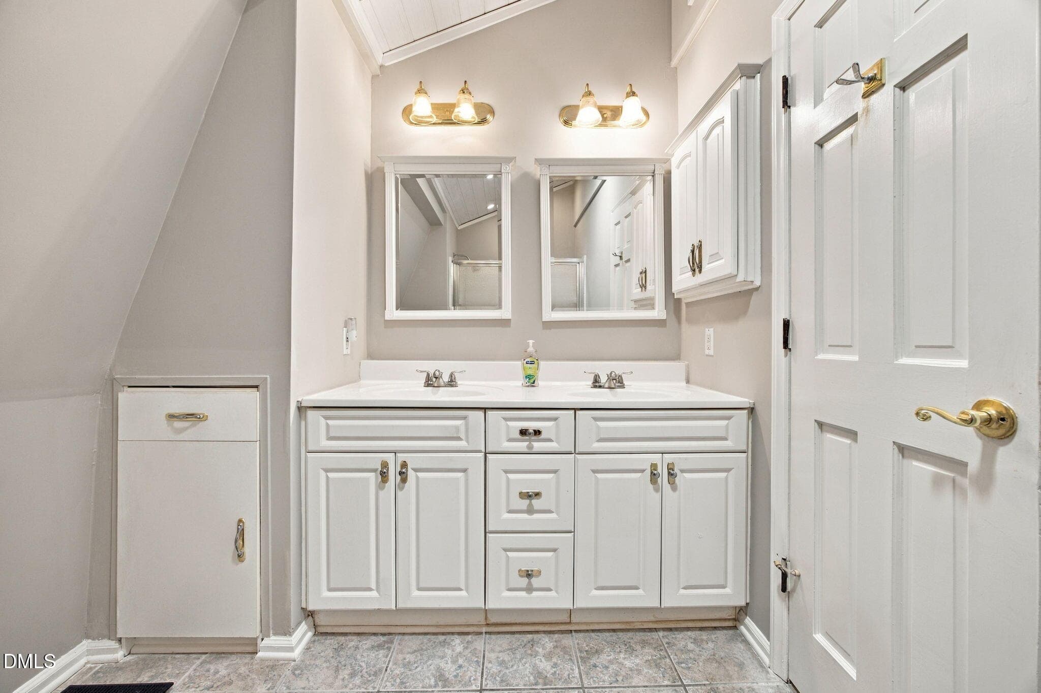 23-web-or-mls-IMG_7607_Edit - 7914 Belgium Drive, Raleigh, NC 27606, Raleigh