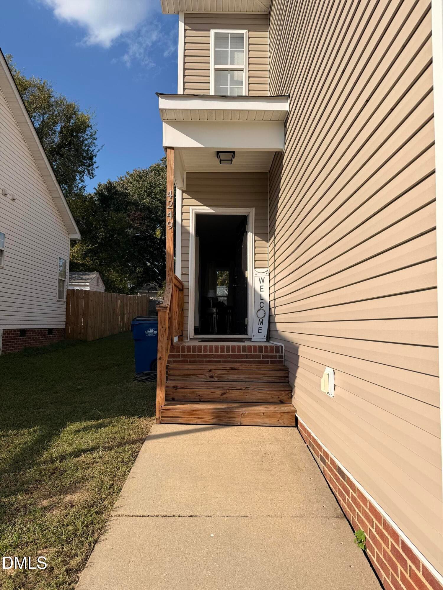 Front door - 4249 Beacon Crest Way, Raleigh, NC 27604