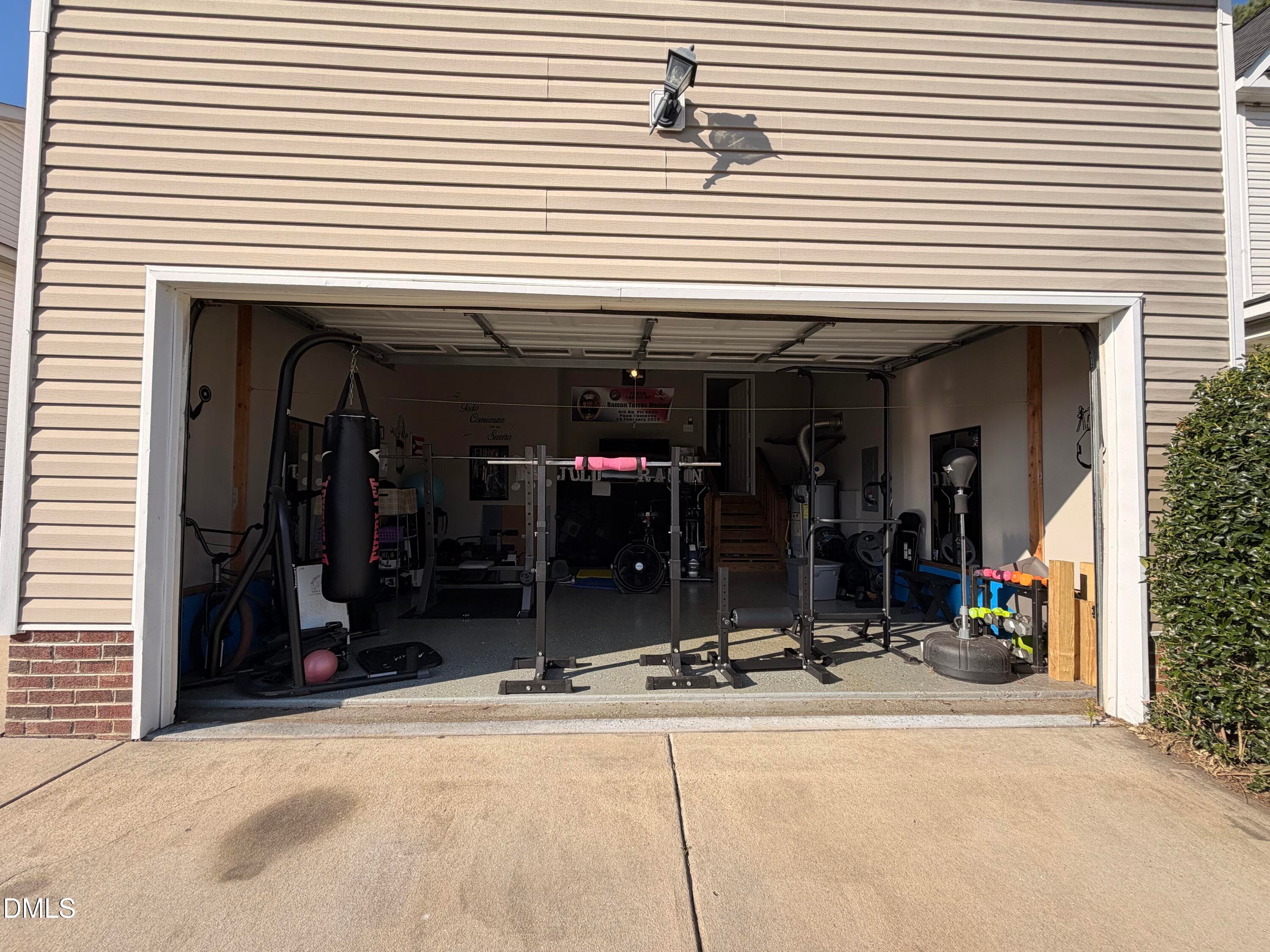 Garage - 4249 Beacon Crest Way, Raleigh, NC 27604