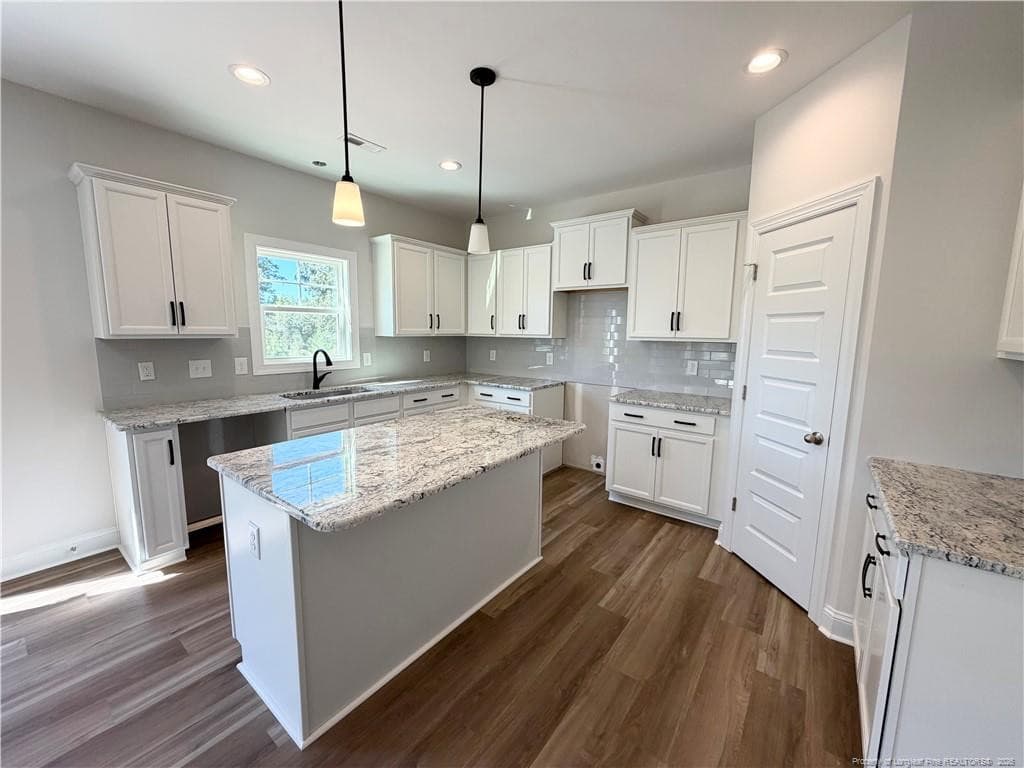 Photo 5 - 324 Brickendon Lane, Raeford, NC 28376