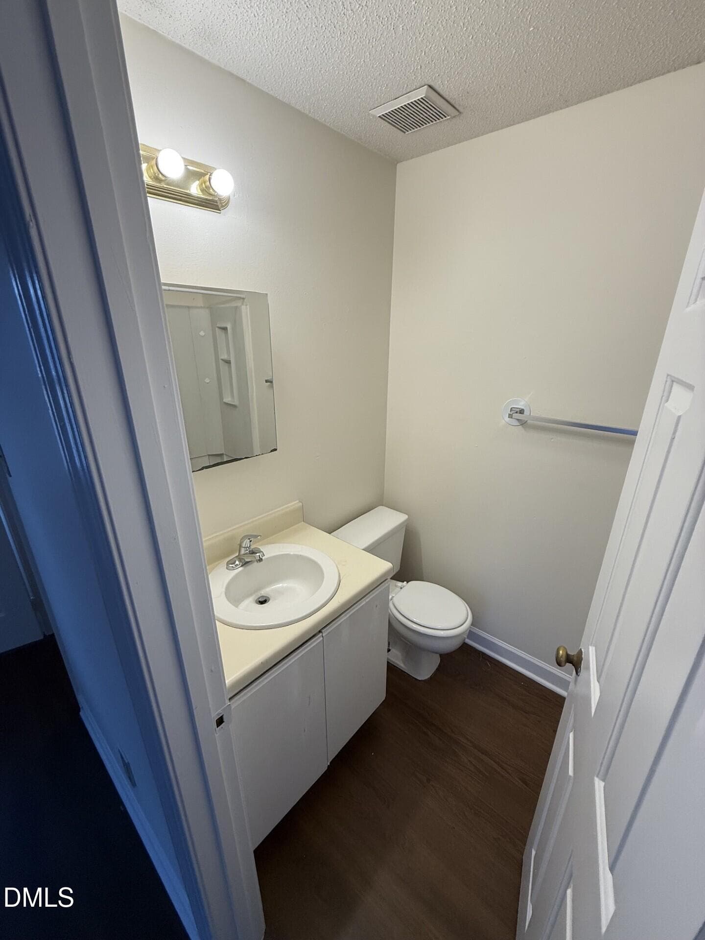 08d251ac-25e1-4f01-bcbe-11da6f860a1a - 3605 Helix Court 101, Raleigh, NC 27606
