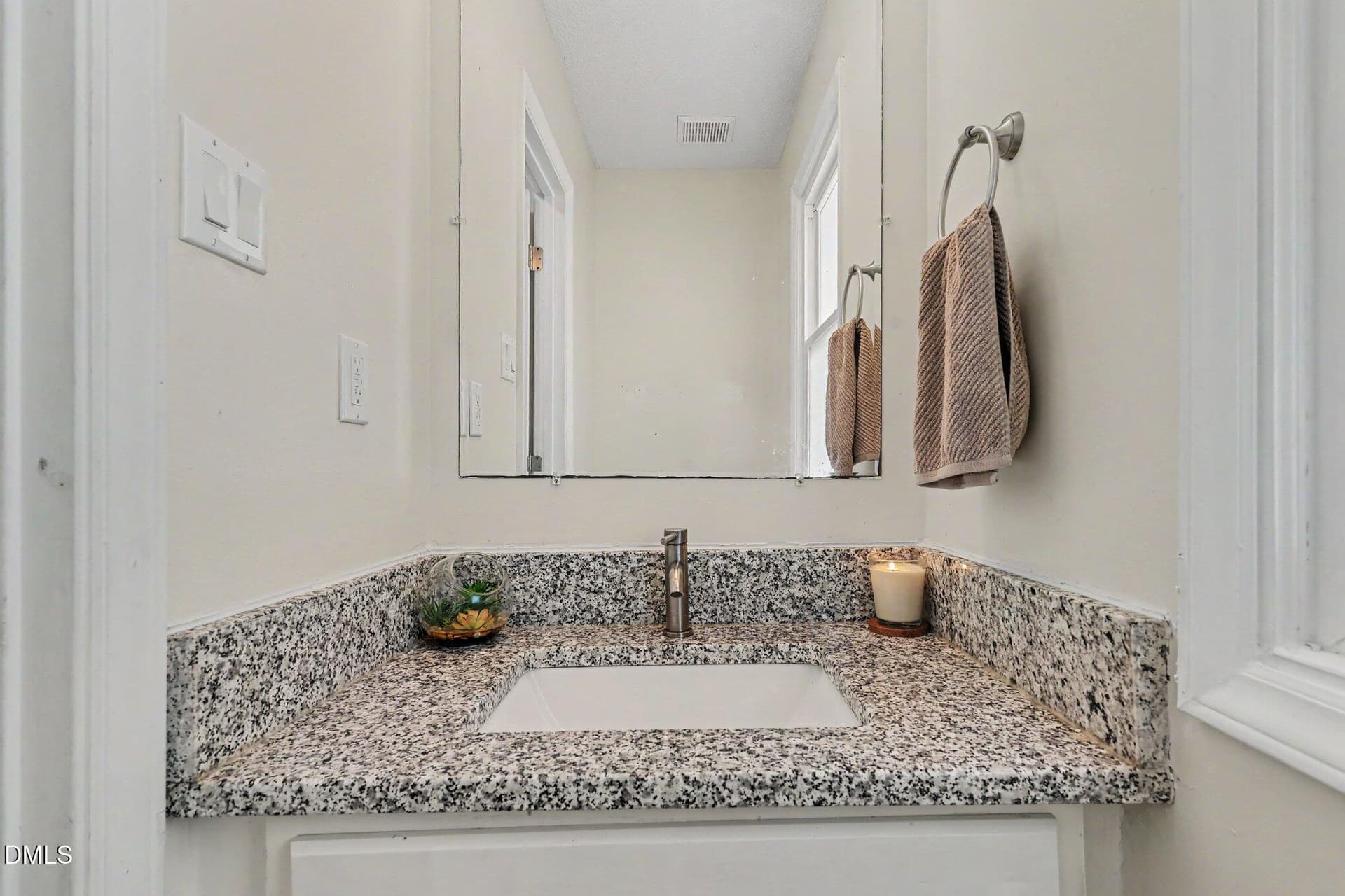 018_file_9317 - 5500 Pennfine Drive, Raleigh, NC 27610