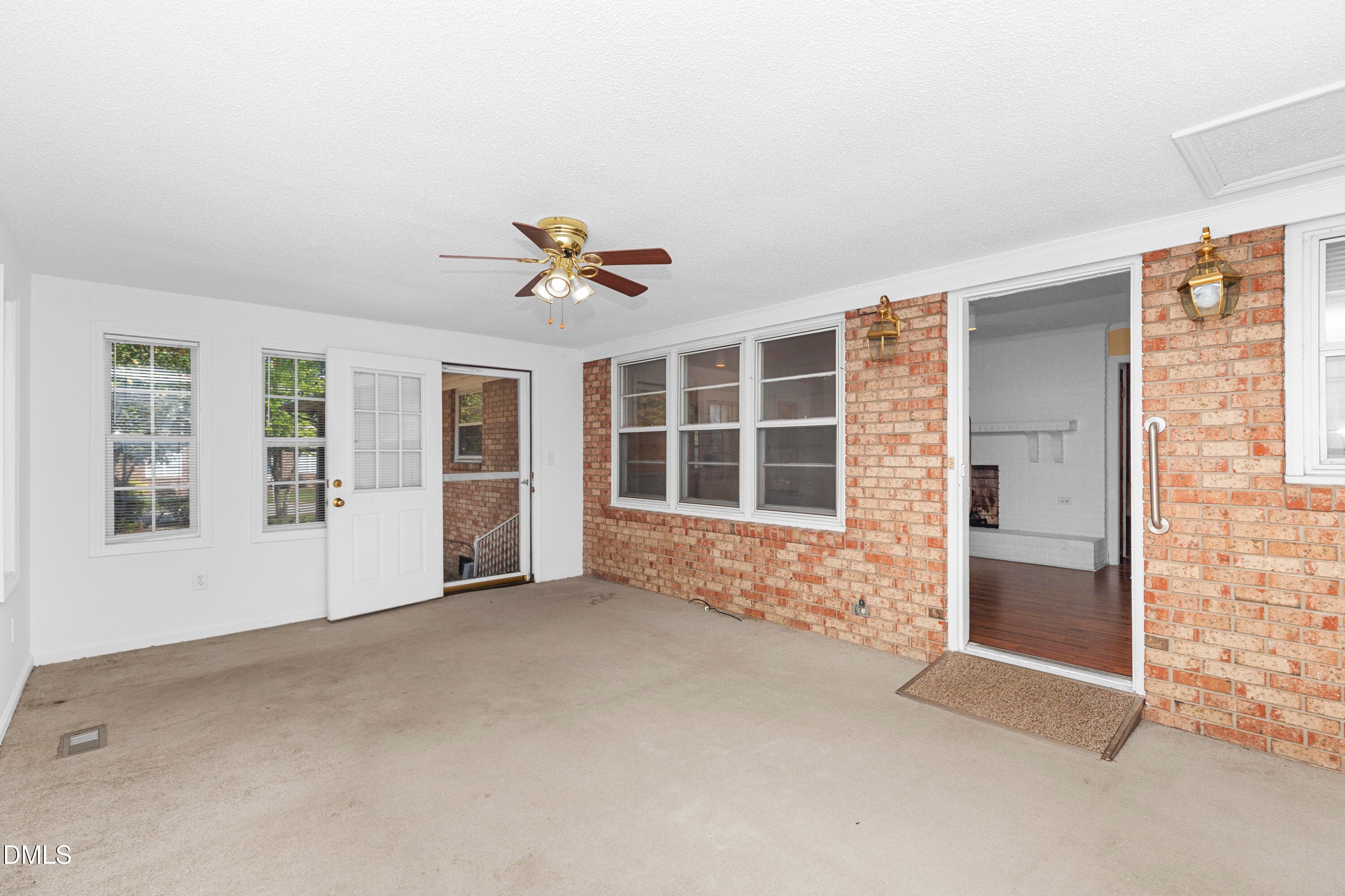 _MG_5311 - 700 E Harnett Street, Dunn, NC 28334, Dunn