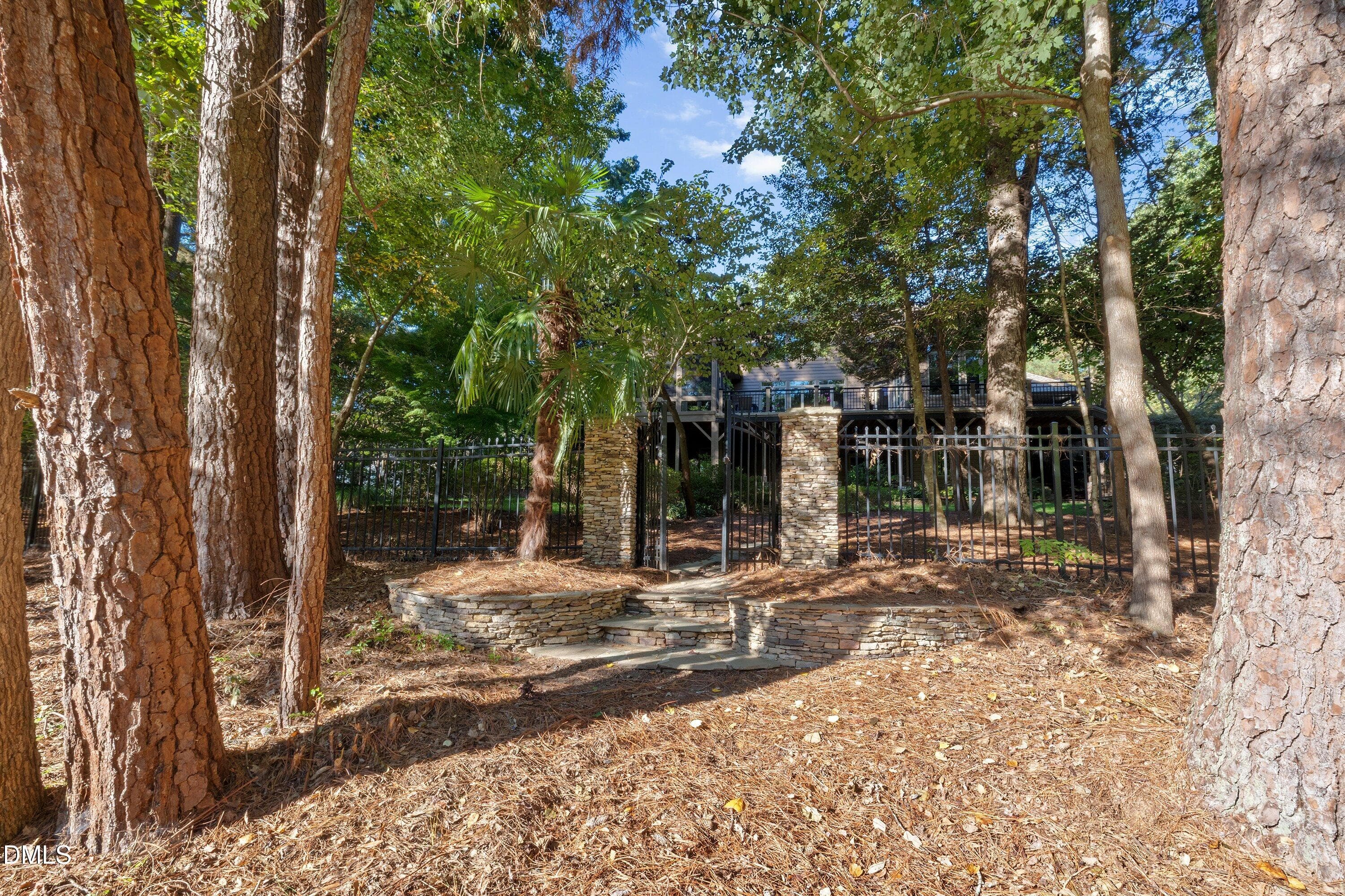 14-4604 White Chapel Way 2_0936 - 4604 White Chapel Way, Raleigh, NC 27615