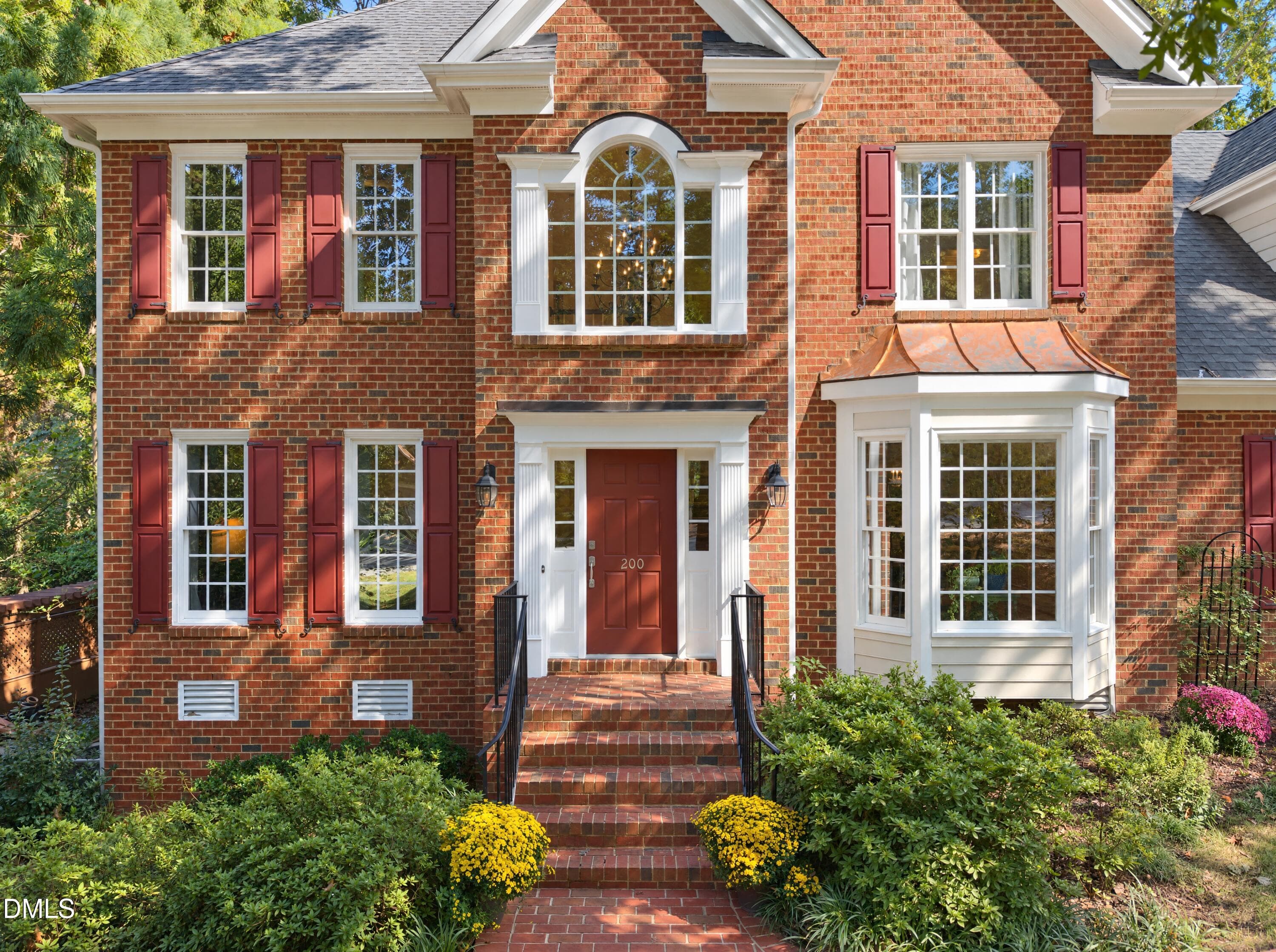 Palladian window - 200 Killingsworth Drive, Cary, NC 27518