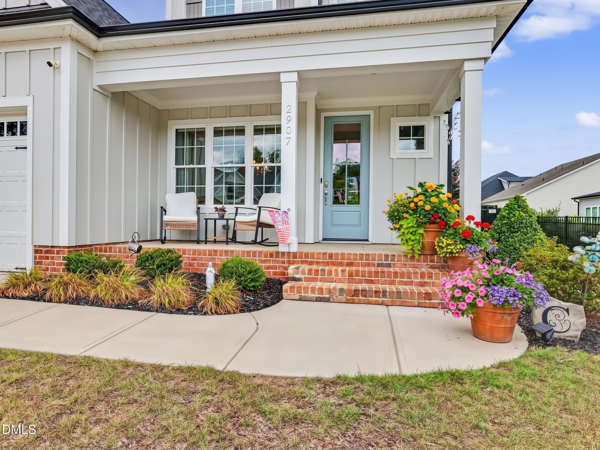 2907 Meadow Bluffs front door - 2907 Meadow Bluffs Way, Fuquay Varina, NC 27526