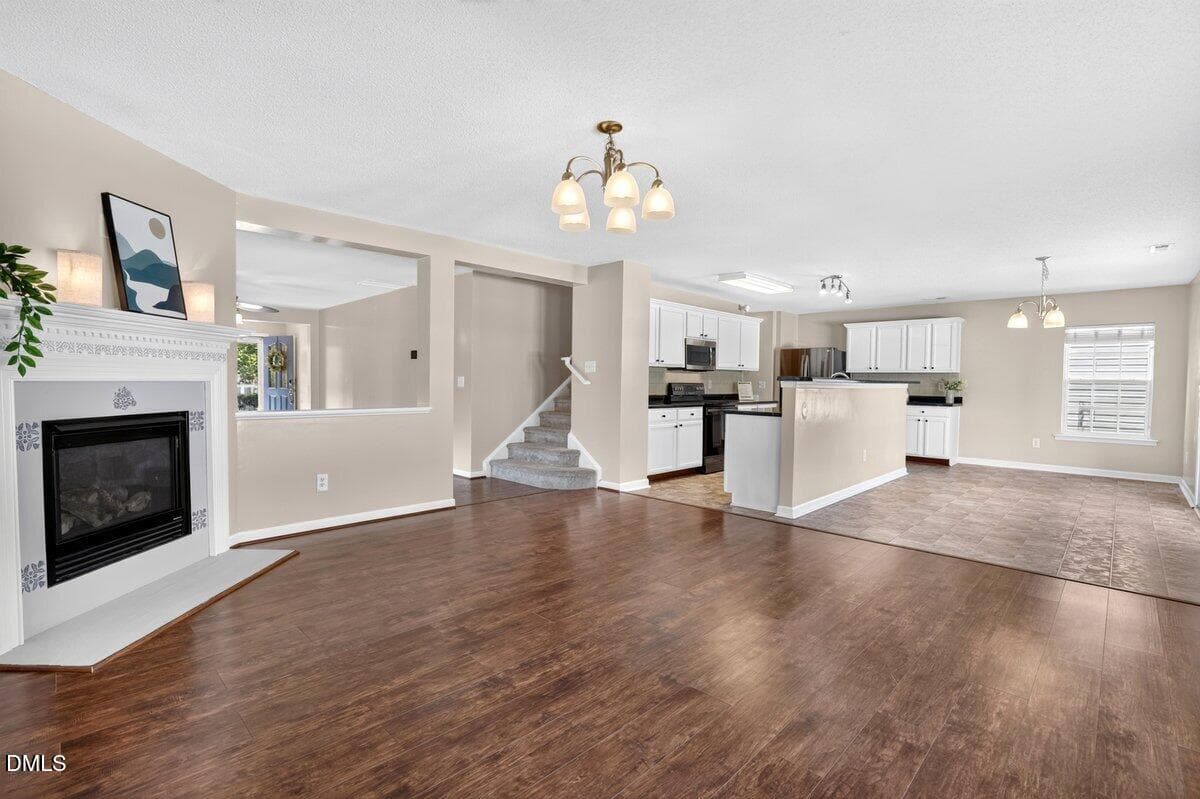 200 Georgetowne Dr-17 - 200 Georgetowne Drive, Clayton, NC 27520