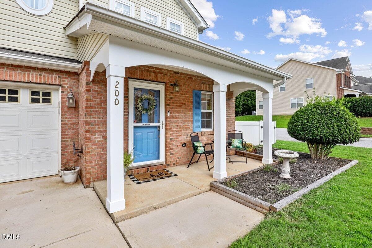 200 Georgetowne Dr-5 - 200 Georgetowne Drive, Clayton, NC 27520