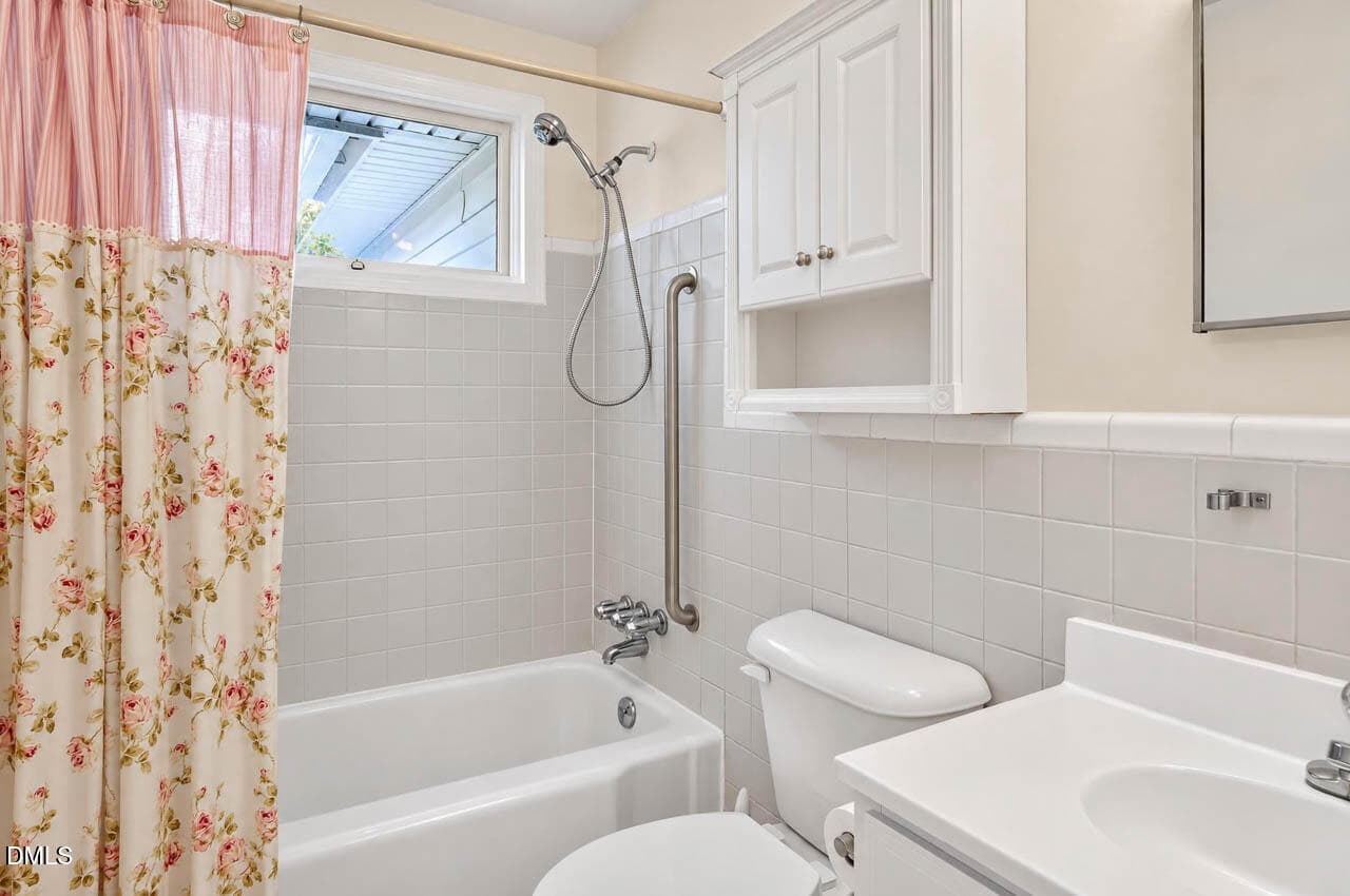 2126 Woodview Dr final-8 - 2126 Woodview Drive, Raleigh, NC 27604