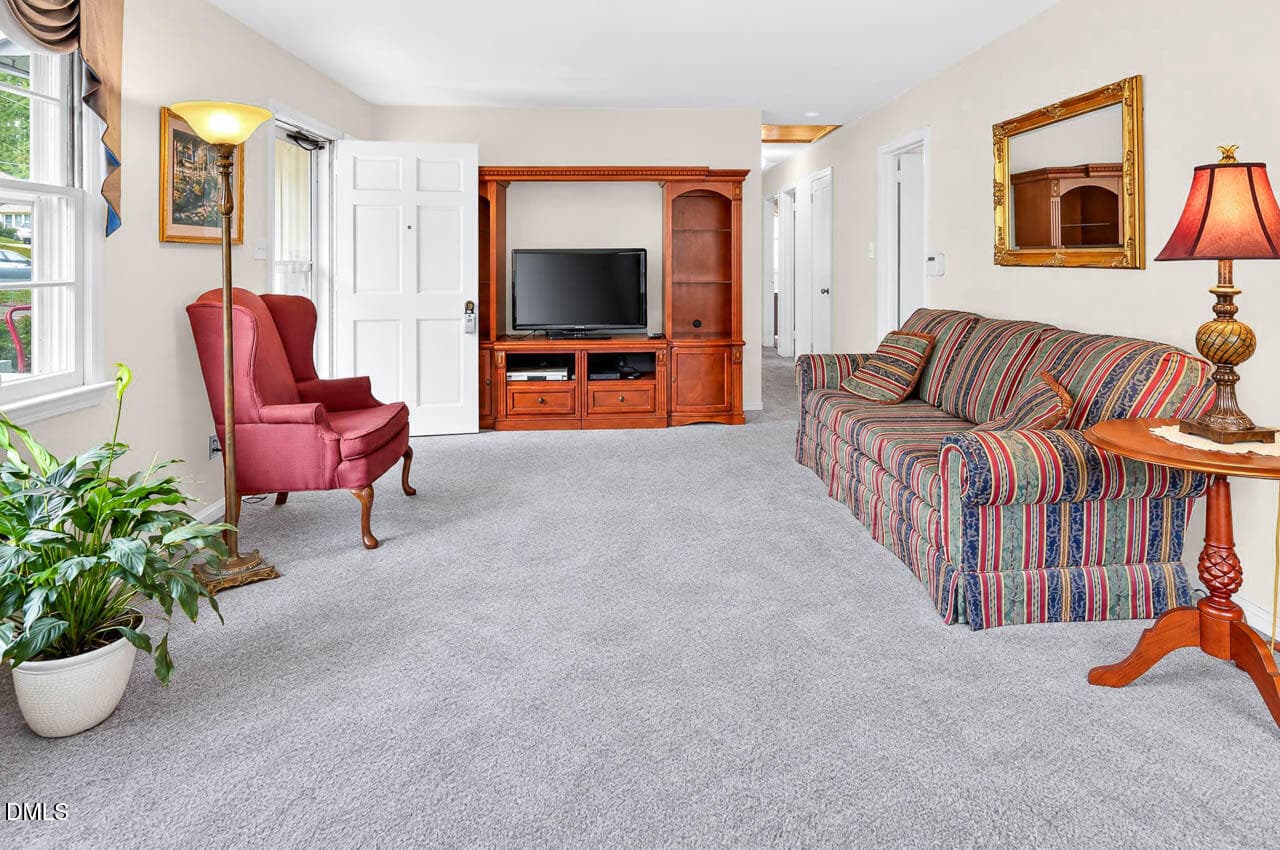 2126 Woodview Dr final-13 - 2126 Woodview Drive, Raleigh, NC 27604