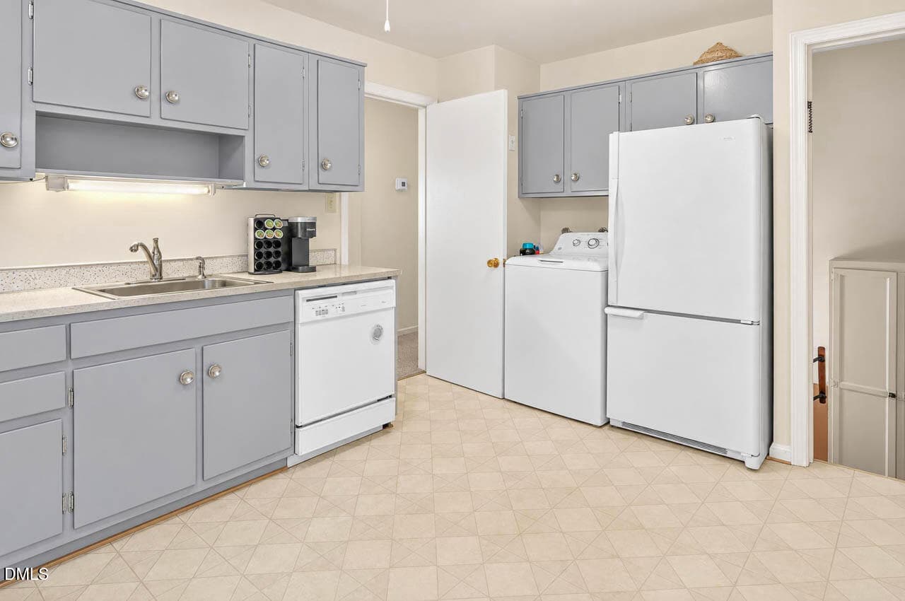 2126 Woodview Dr final-24 - 2126 Woodview Drive, Raleigh, NC 27604