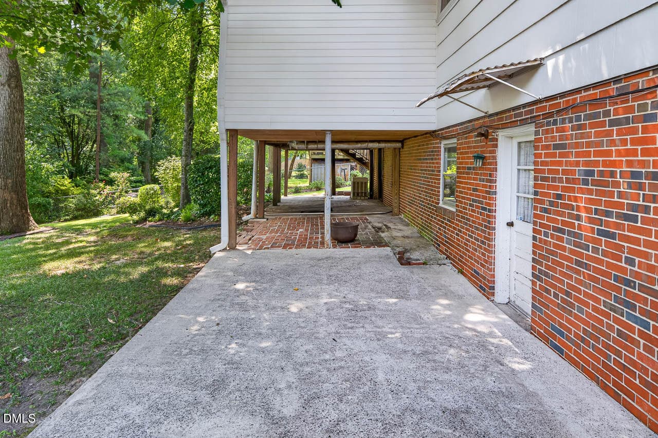 2126 Woodview Dr final-45 - 2126 Woodview Drive, Raleigh, NC 27604