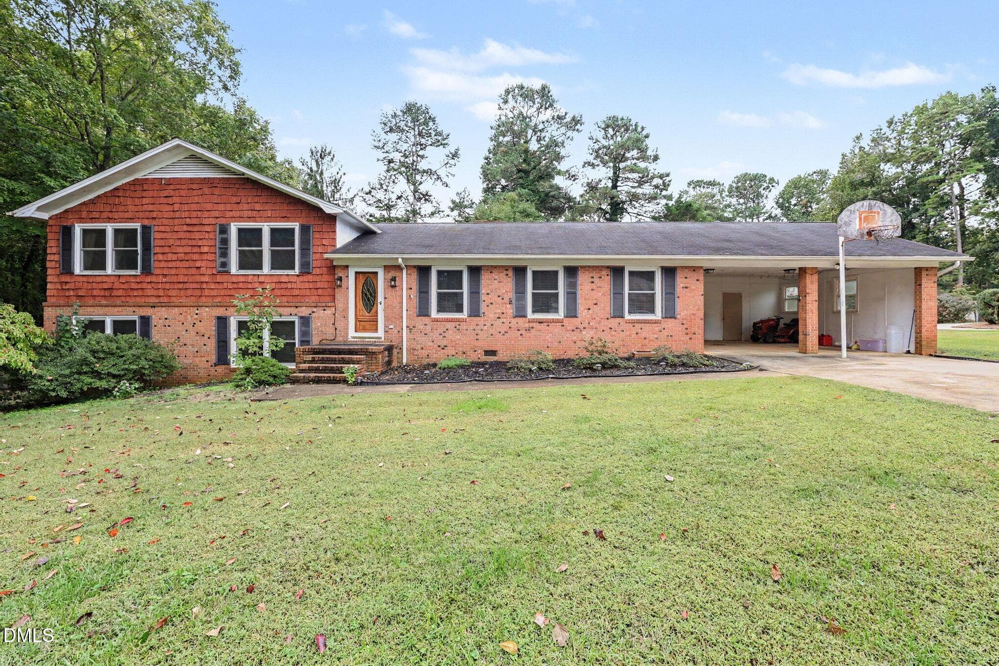 002_file_3514 - 1001 Parkwood Drive, Siler City, NC 27344, Siler City