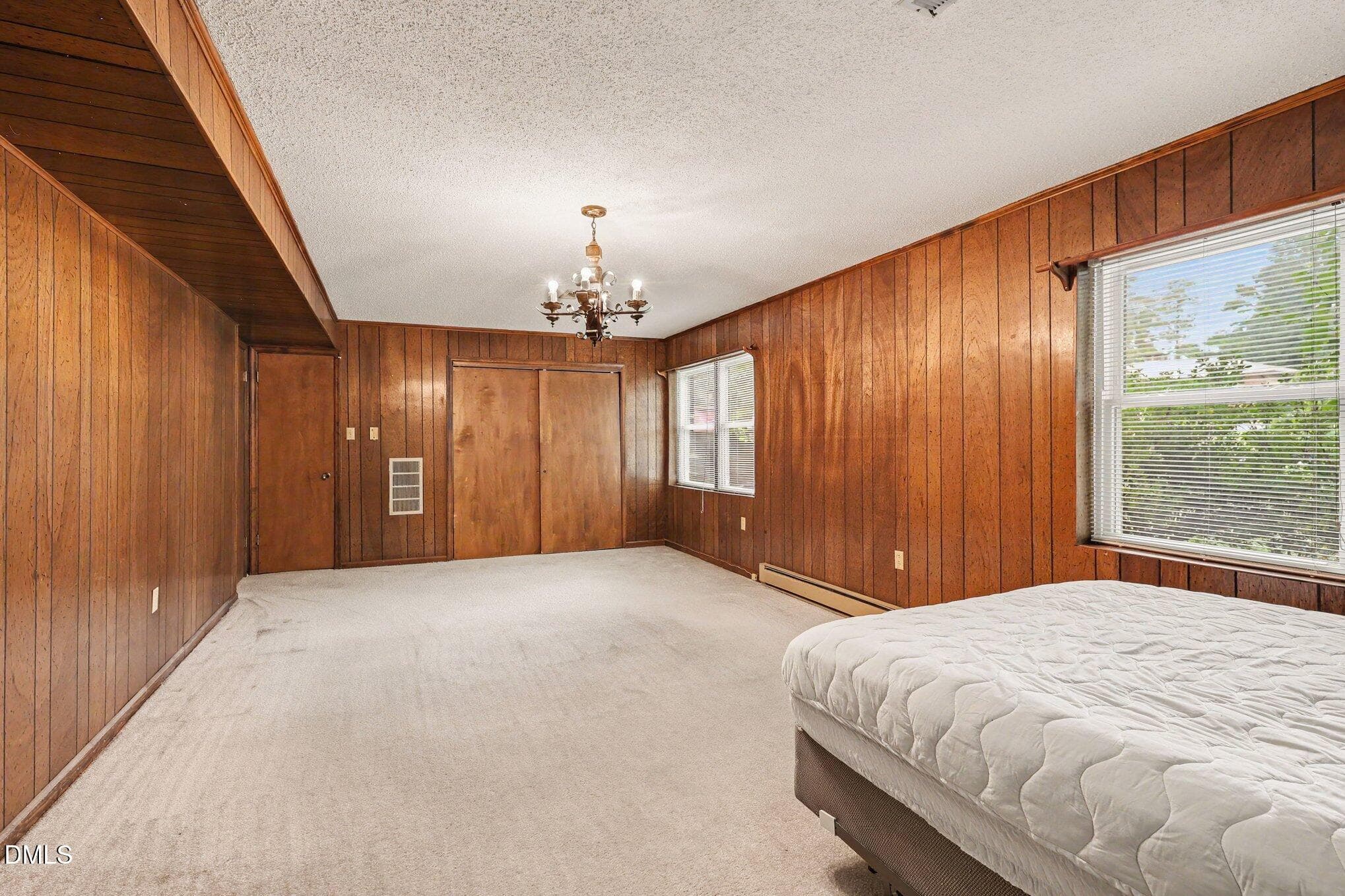 017_file_5318 - 1001 Parkwood Drive, Siler City, NC 27344, Siler City
