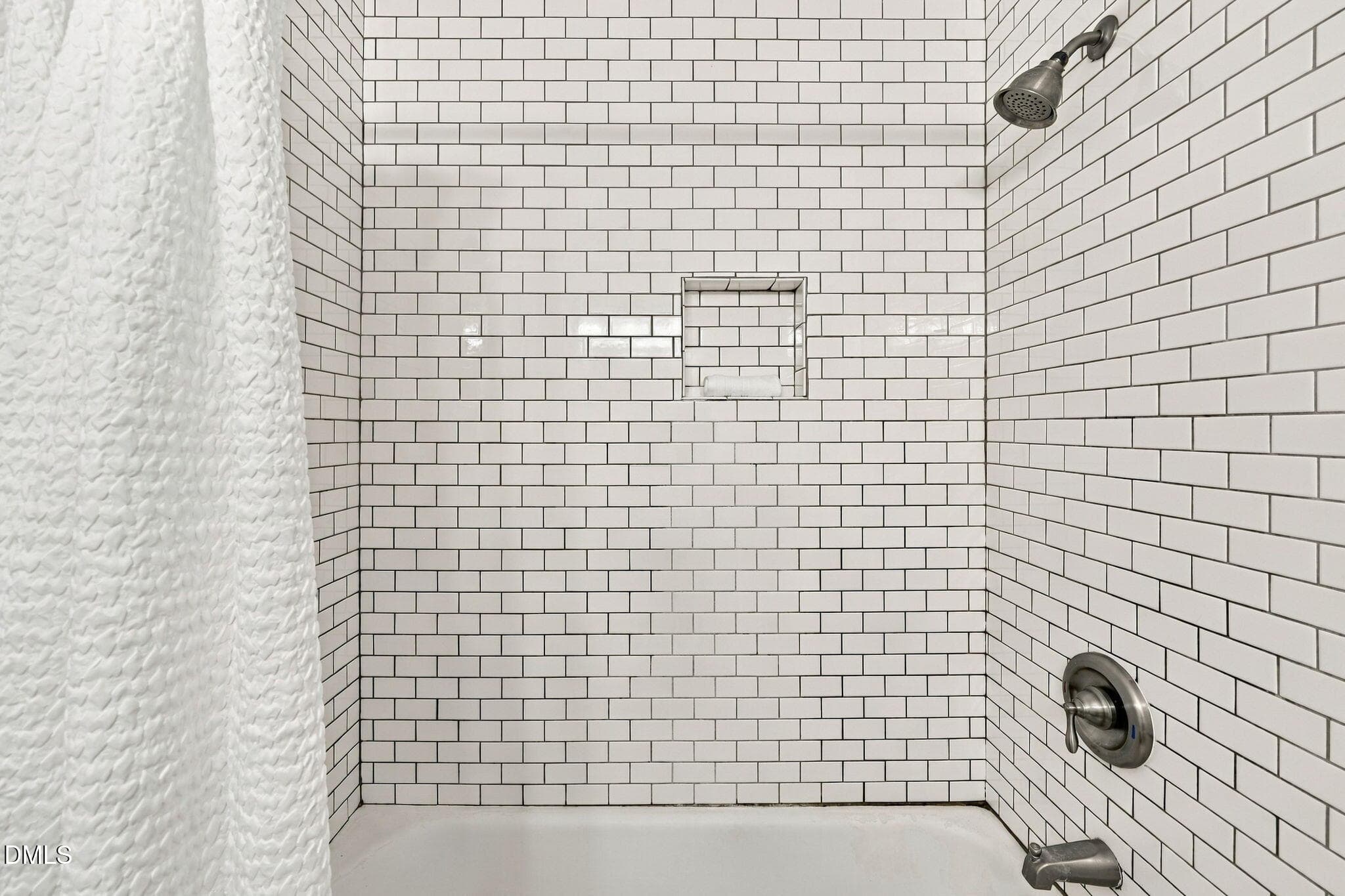 Tile Surround - 540 Barksdale Drive, Raleigh, NC 27604