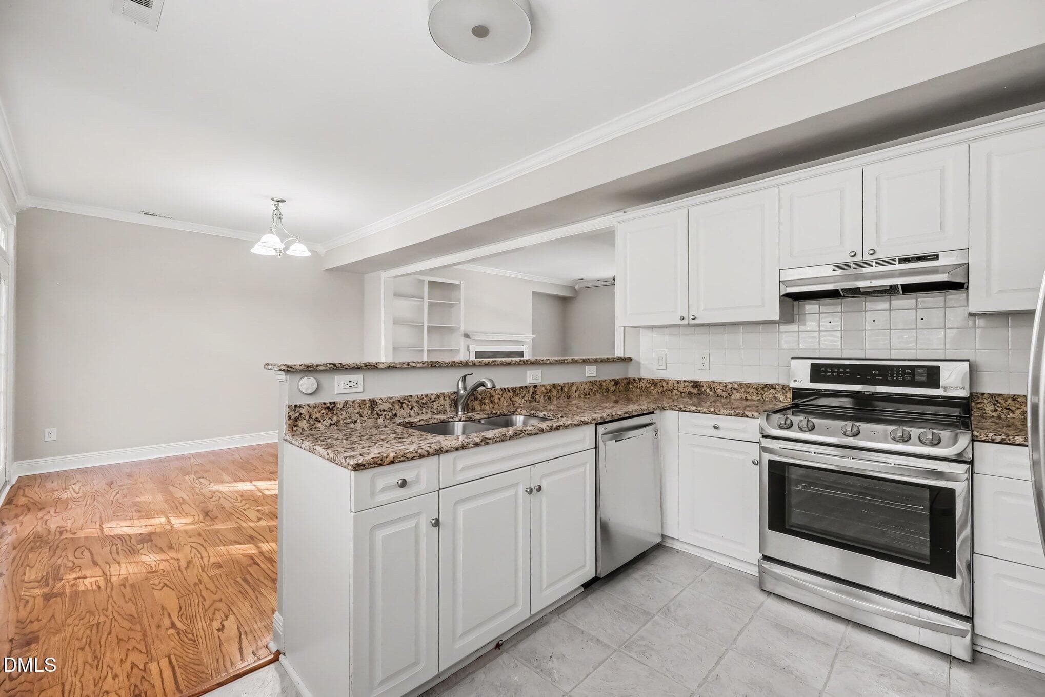 012_file_8734 - 2128 Bellaire Avenue, Raleigh, NC 27608