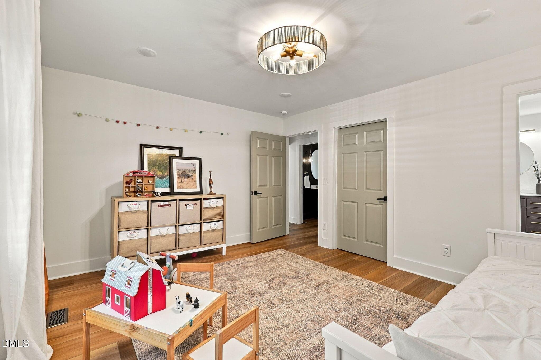 34-web-or-mls-IMG_8274 - 2801 Ashland Street, Raleigh, NC 27608