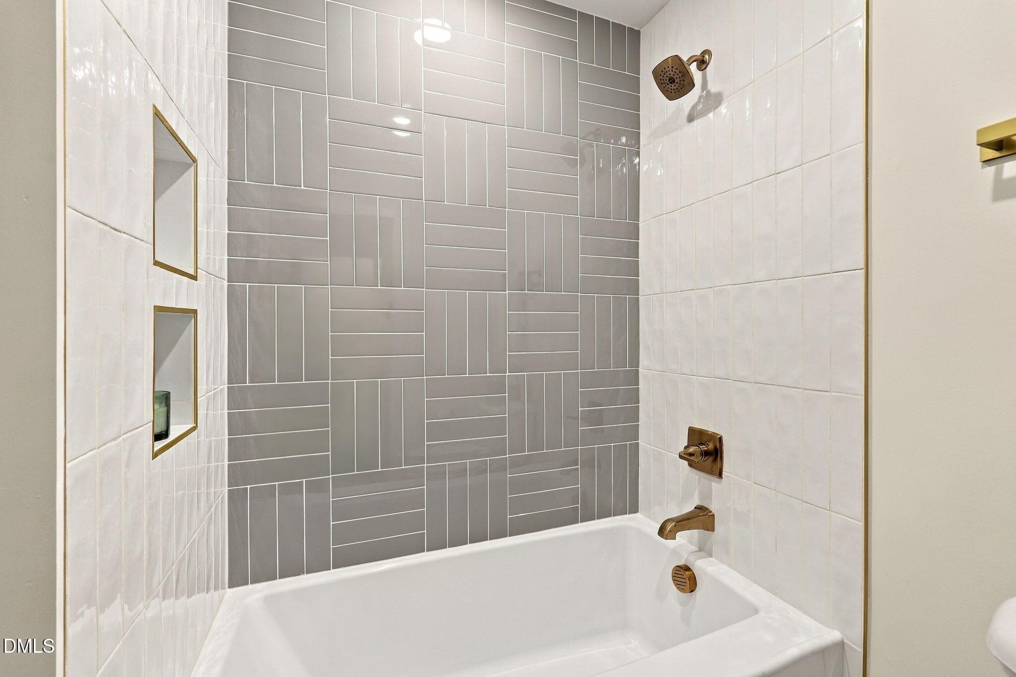 48-web-or-mls-IMG_8337 - 2801 Ashland Street, Raleigh, NC 27608