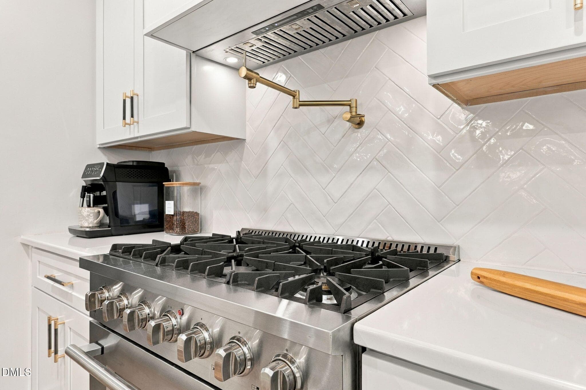 59-web-or-mls-IMG_8400 - 2801 Ashland Street, Raleigh, NC 27608