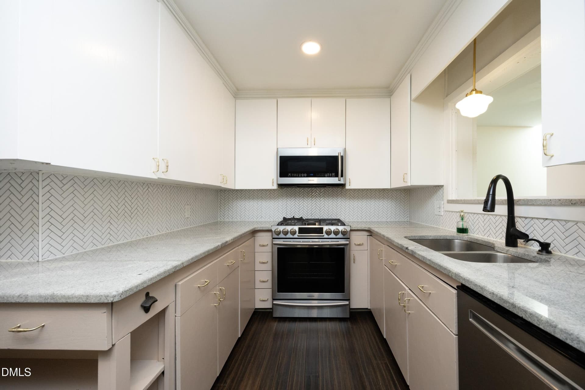 16Kitchen - 3104 Dixon Road, Durham, NC 27707