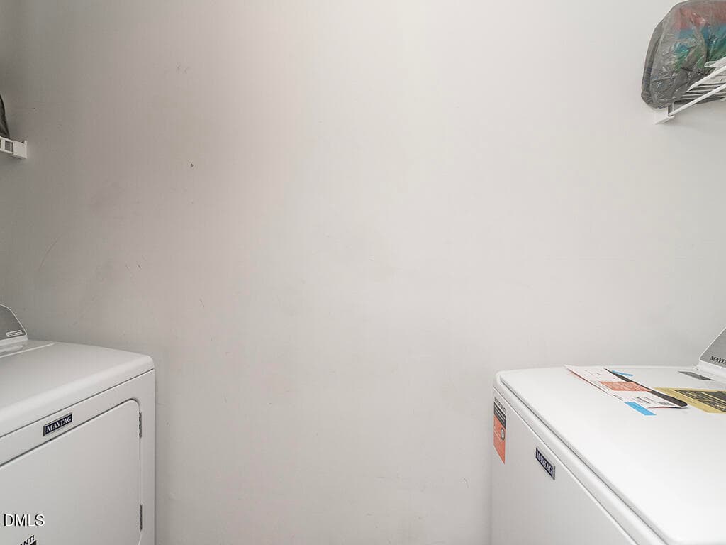 17 622_SWilliamsonAve Laundry_MLS - 622-624 S Williamson Avenue, Elon, NC 27244, Elon