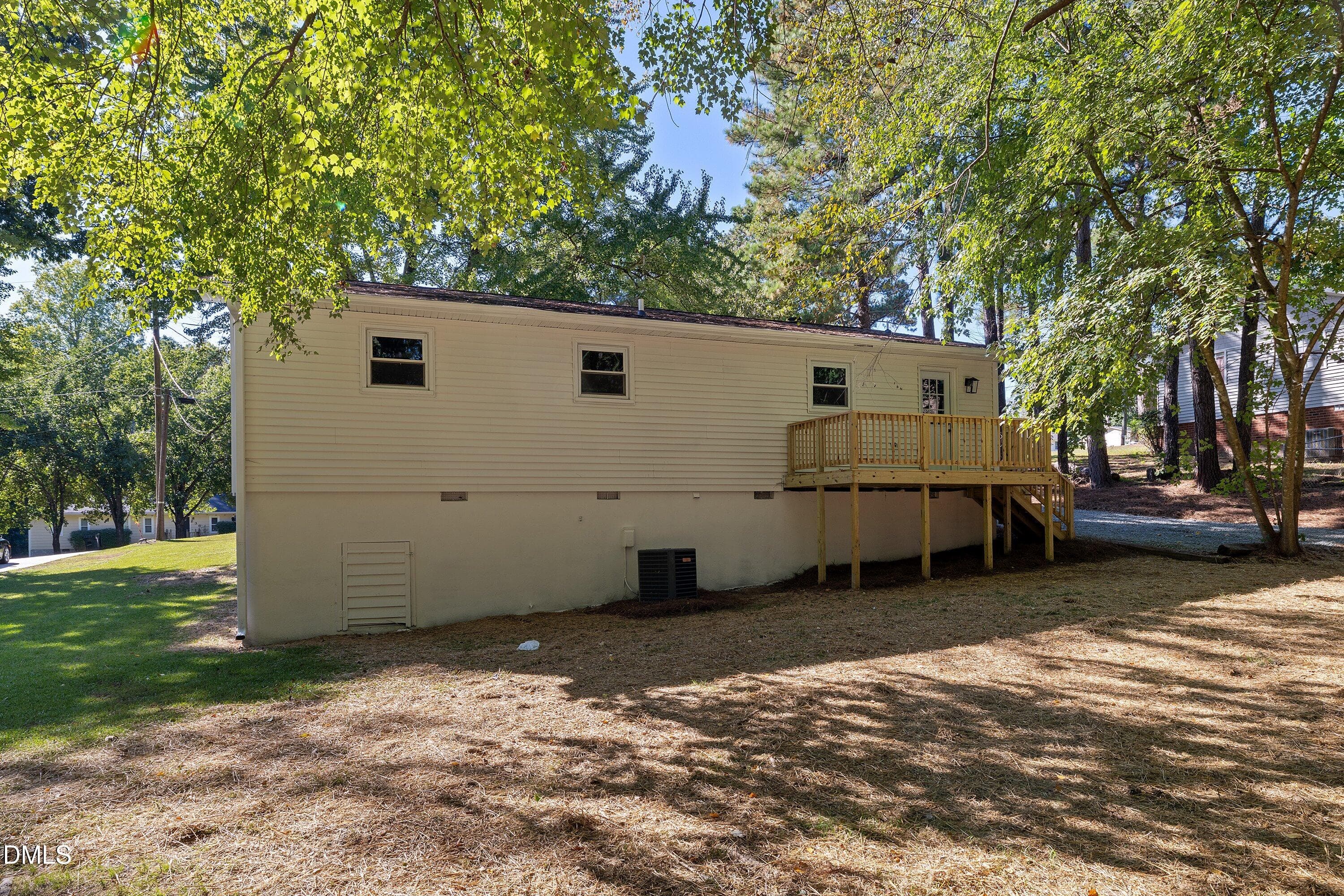 34-233 S Woodcrest St_6874 - 233 S Woodcrest Street, Durham, NC 27703