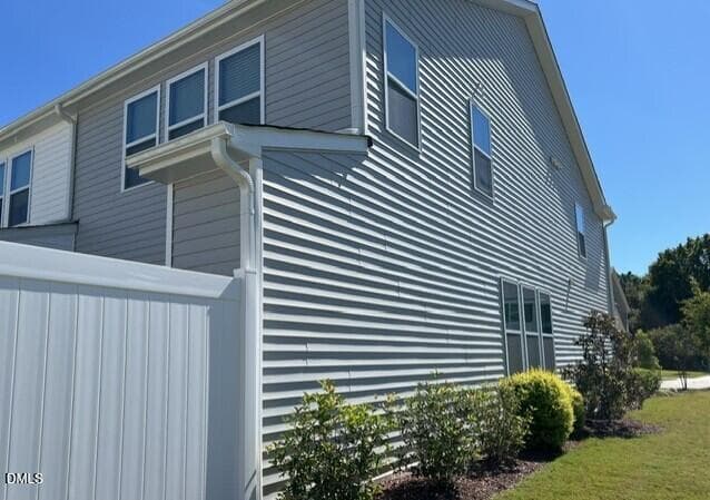 609f4223-6731-45b1-8619-9030f6879035 - 744 Ridge Cliff Lane, Zebulon, NC 27597