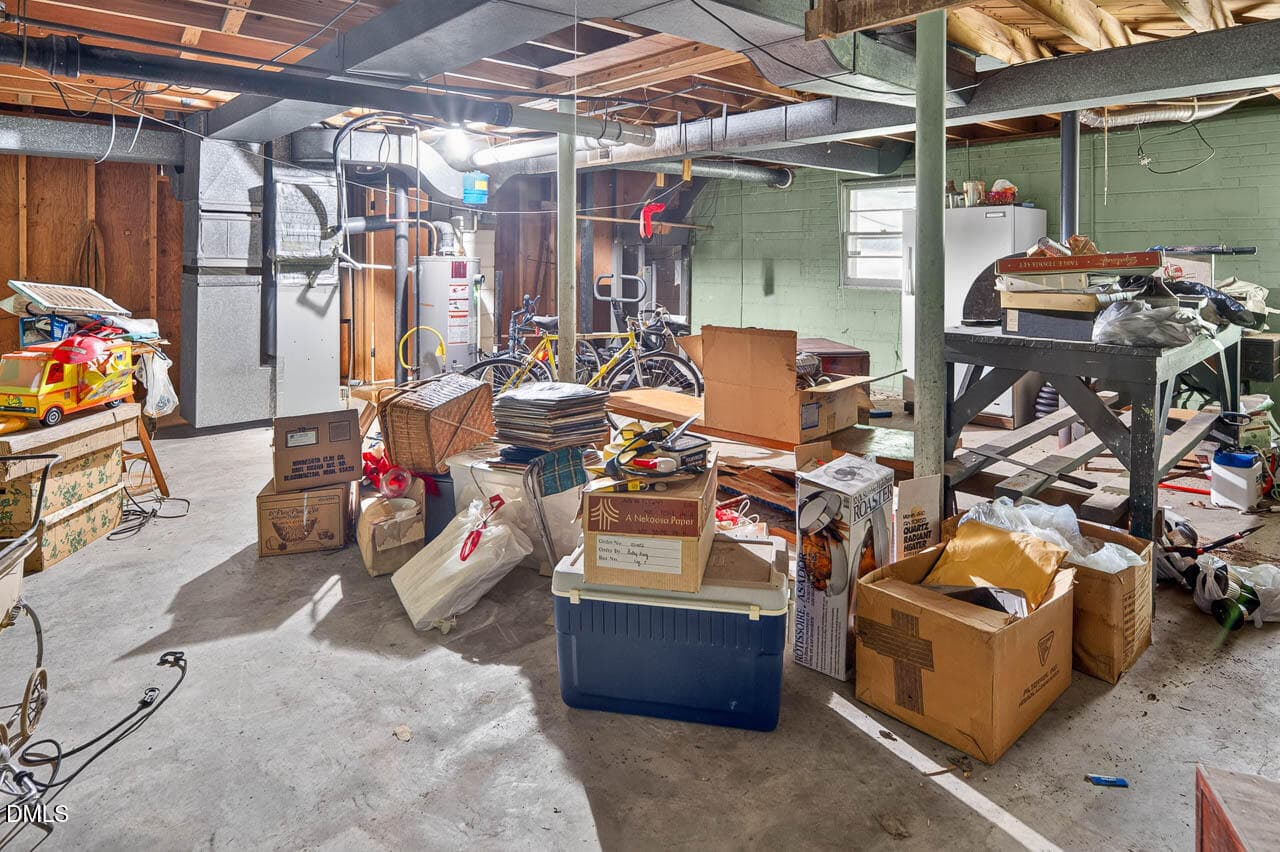 storage woodview - 2126 Woodview Drive, Raleigh, NC 27604