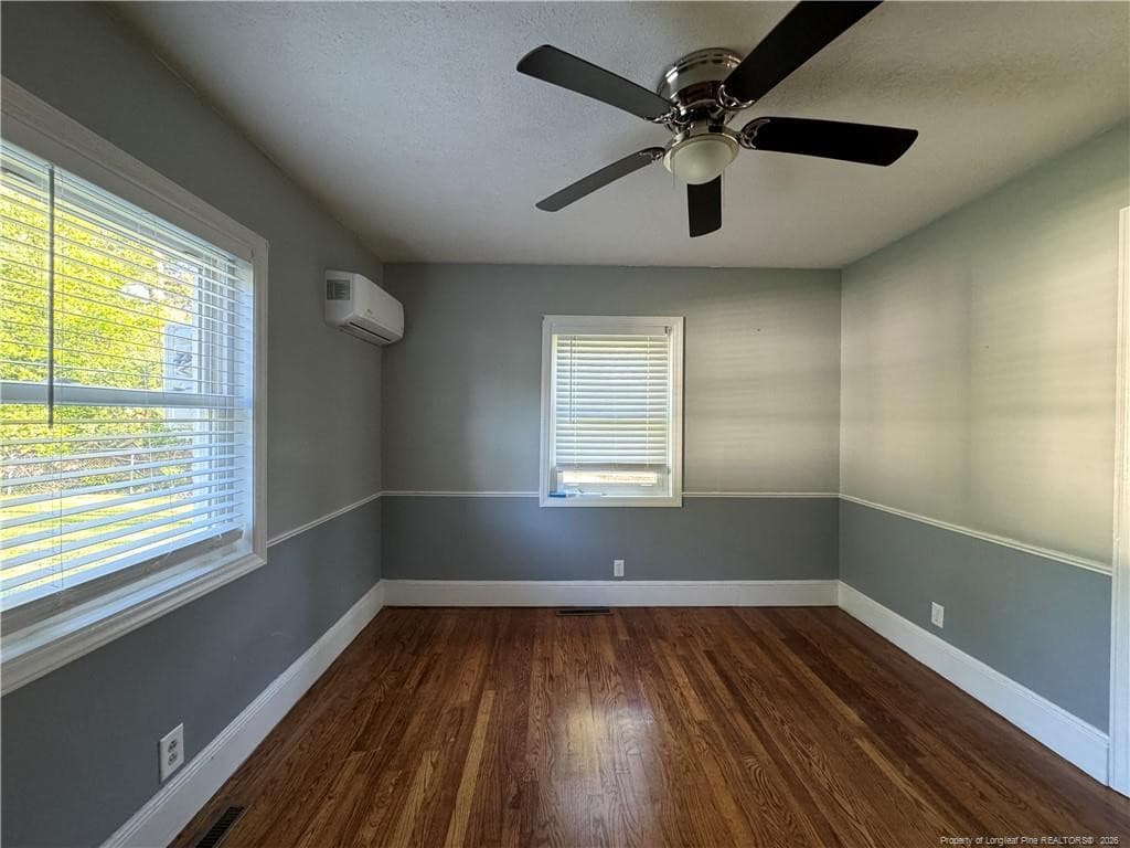 Photo 18 - 405 N Dickson Street, Raeford, NC 28376