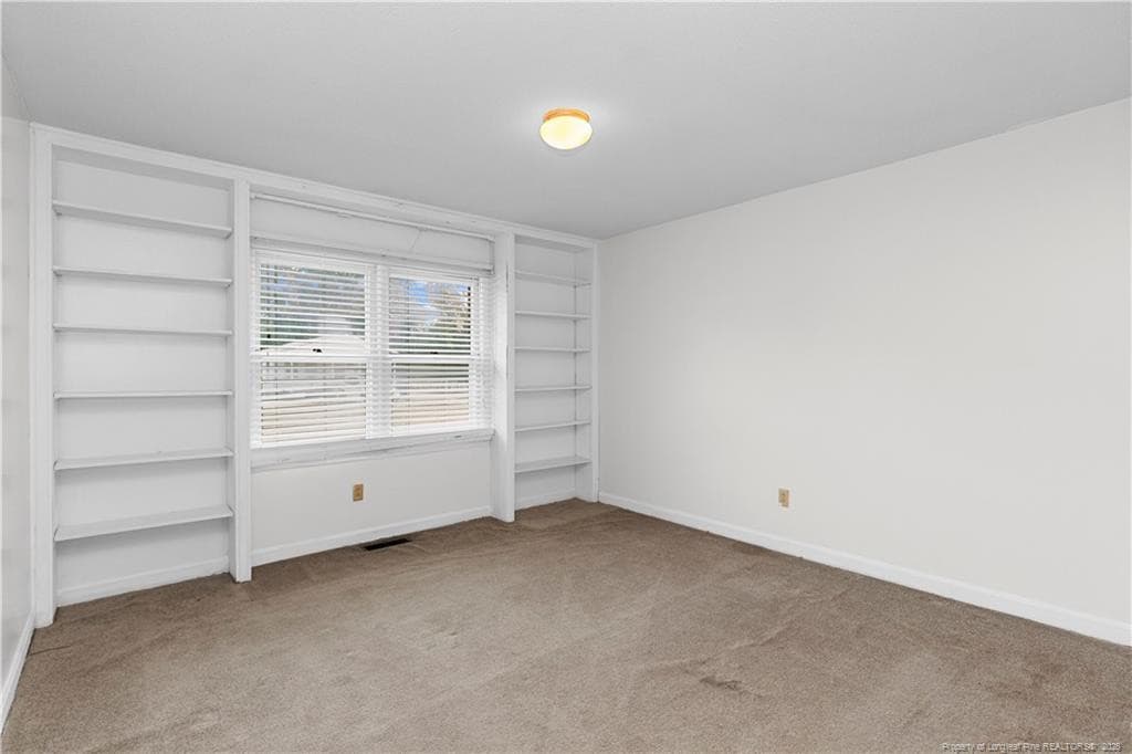Photo 18 - 700 E Harnett Street, Dunn, NC 28334, Dunn