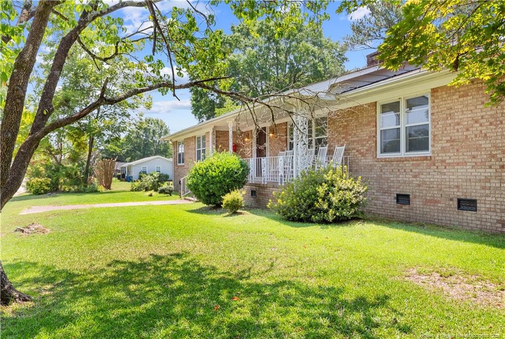 Photo 24 - 700 E Harnett Street, Dunn, NC 28334, Dunn