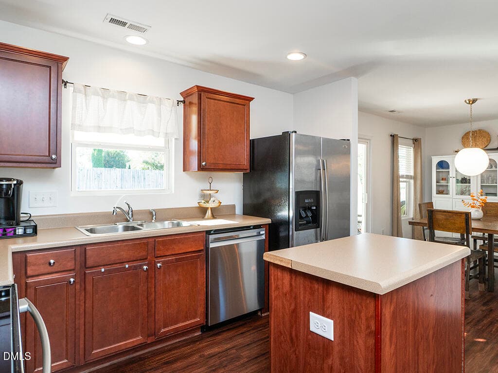 17 203_CollingtonDr Kitchen4_MLS - 203 Collington Drive, Mebane, NC 27302